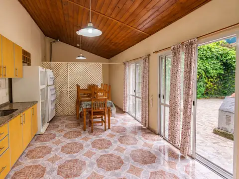 Casa en Venta en Burzaco, USD 65.000