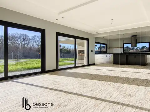 Casa en Venta en Barrio Arenas Chico, USD 329.900