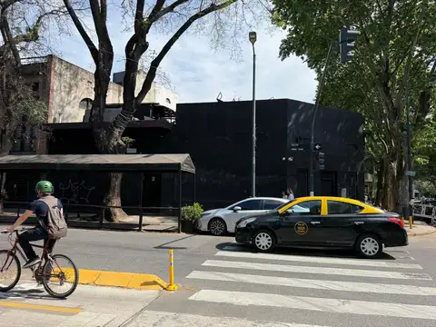 Local en Palermo