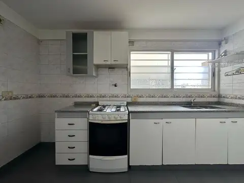 Departamento en Alquiler en Flores, $ 1.200.000