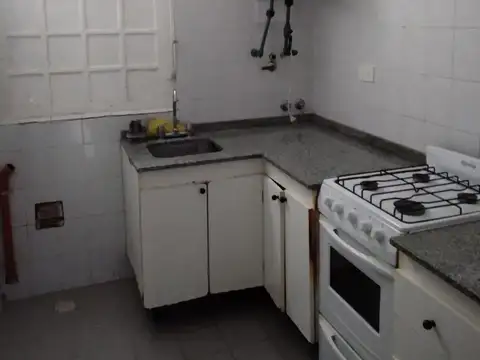 Depto Tipo Casa en Alquiler en Olivos, $ 650.000