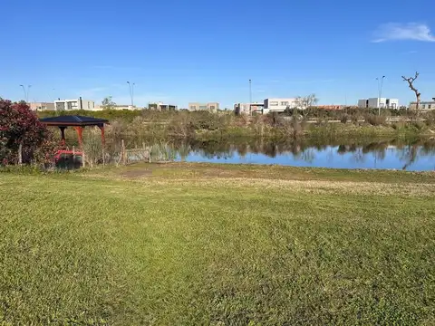 Terreno en Venta de 938,0 m2
