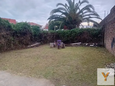 Local en Venta - 3 Baños - 233mts - Berazategui