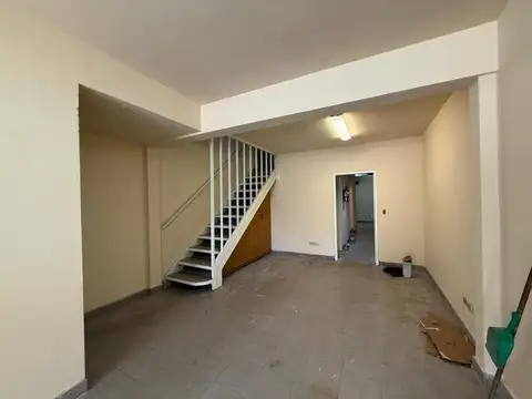 Local en Alquiler en Constitucion, $ 1.500.000