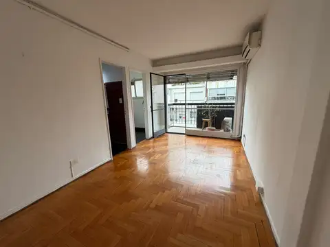 Charcas 3800, Piso 7