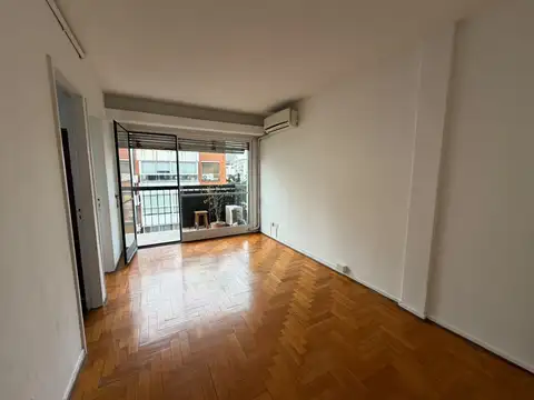 Muy lindo monoambiente con balcon al frente