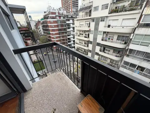 Muy lindo monoambiente con balcon al frente
