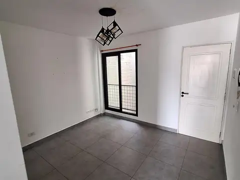 Brown 1900, Piso 7 B