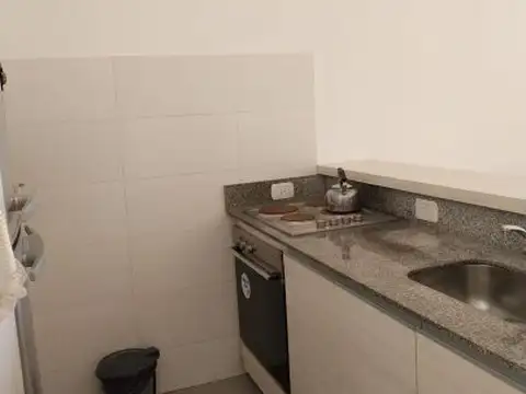 Roosvelt 3200 , Piso 0
