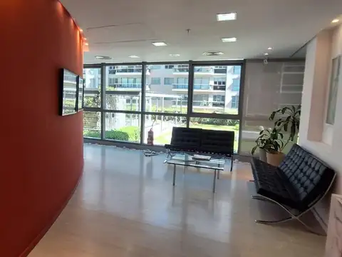 ALQUILER DE OFICINA CORPORATIVA, AMOBLADA, c/2 COCHERAS (opcionales) - MADERO CENTER