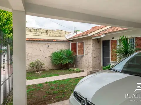 Casa 3 ambientes con 1 baño