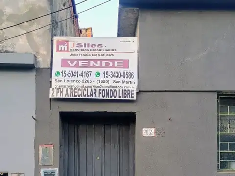 AMPLIO PH MULTIFAMILIAR DE 3 Y 2 AMB. CON AMPLIO TERRENO AL FONDO.-