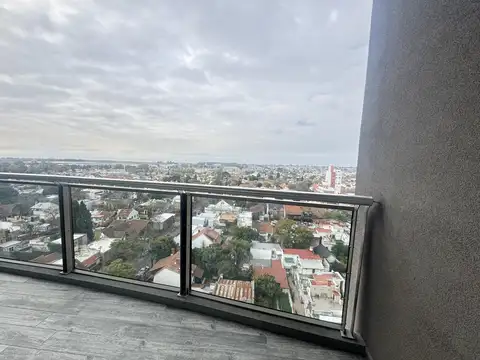 Departamento en Alquiler con 2 cocheras