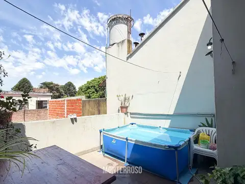Depto Tipo Casa en Venta 50 años