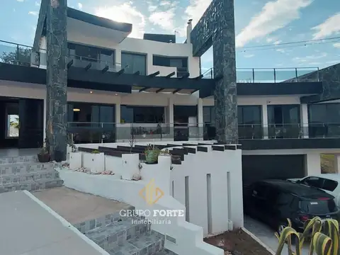 Casa en Venta en La Quinta, USD 259.900