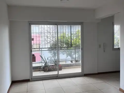 MONOAMBIENTE CON COCHERA- Leguizamón al 1010Bis - Arroyito