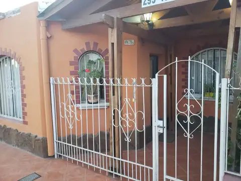 Casa en Venta en Neuquen, USD 120.000