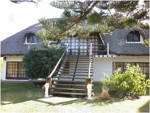 Casa en Venta de 5 dormitorios