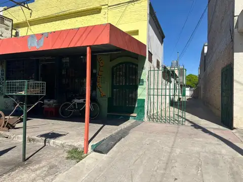 OPORTUNIDAD LOCAL+COCHERAS+3DEPARTAMETOS+GALPON