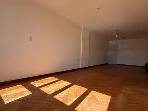 Departamento en Alquiler de 4 ambientes