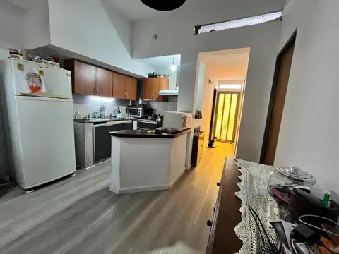 Casa 5 ambientes con 4 baños