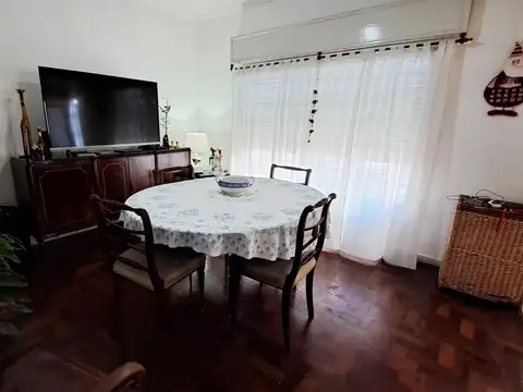 Casa en Venta en Castelar, USD 195.000