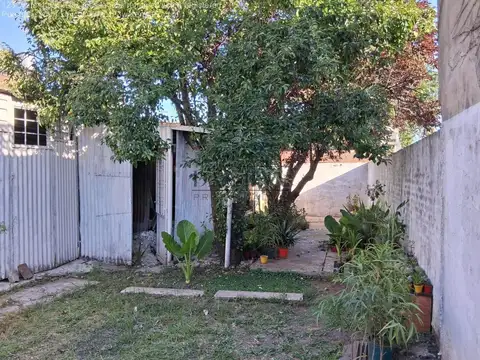 Depto Tipo Casa 2 ambientes con 1 baño