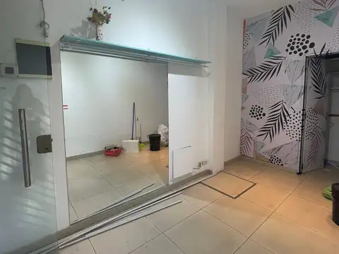 Local en Alquiler en Lanus Oeste, $ 350.000