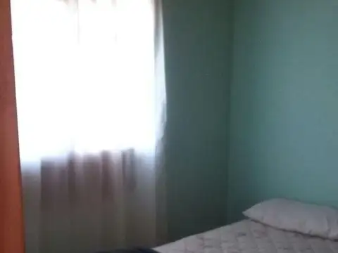 Casa 2 ambientes con 1 baño