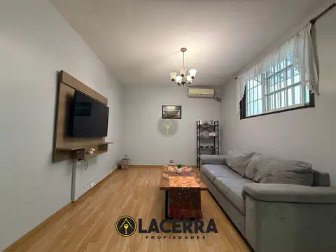 Depto Tipo Casa en Venta 40 años