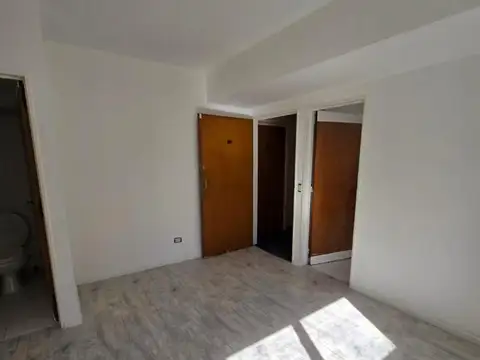 Teniente General Juan Domingo Perón 900, Piso 9