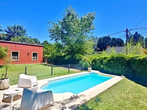 CASA 4 AMB EN VENTA EN ING. MASCHWITZ C/PILETA
