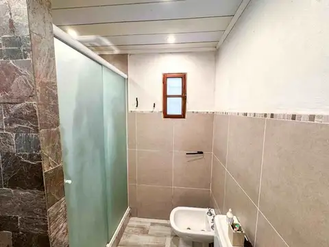 CASA 4 AMB EN VENTA EN ING. MASCHWITZ C/PILETA