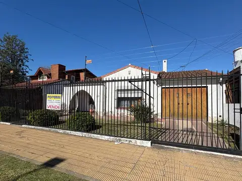 Casa en Venta en San Antonio de Padua, USD 170.000