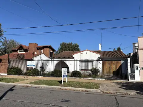 Casa en Venta en San Antonio de Padua, USD 170.000