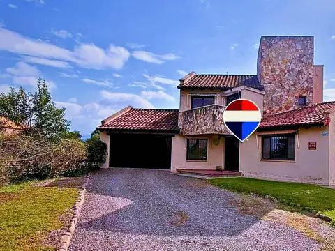 VENTA CASA LA MERCED CHICA 100 mts de RUTA 51