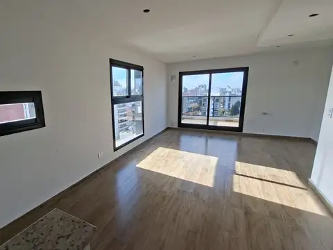 Rosario. Venta. Departamento tres dormitorios