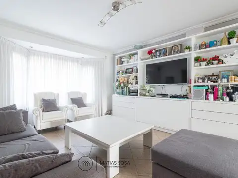 Casa 4 ambientes con 4 baños