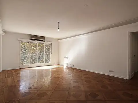 4 AMBIENTES CON DEPENDENCIAS. AL FRENTE. RECICLADO 2 BAÑOS