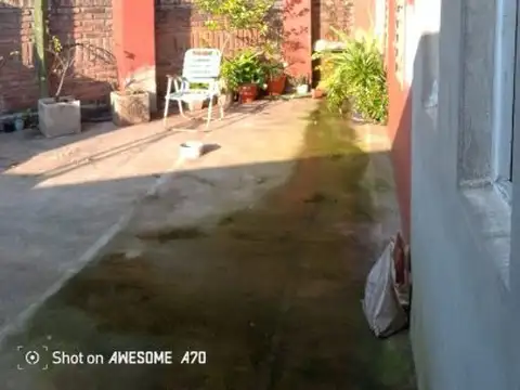 Casa 3 ambientes con 1 baño