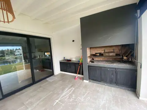 Casa en Alquiler en San Matias, USD 2.600