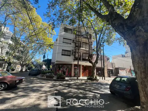 Belgrano 4774 y Vicente lopez