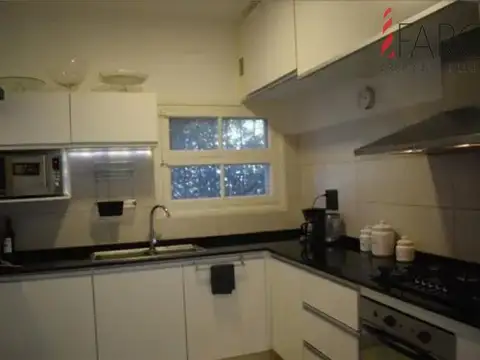 Casa en Alquiler de 4 dormitorios