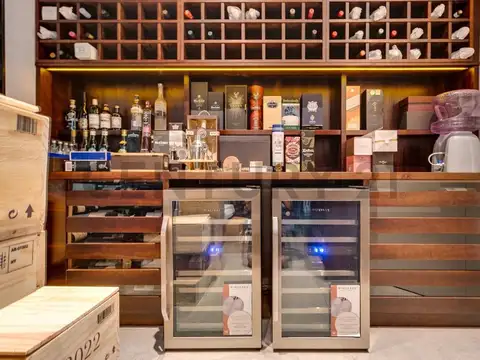 Casa de categoría en venta en Greenville Polo & Resort – 7 ambientes sobre triple lote con pileta cl