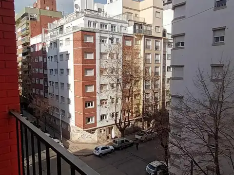Corrientes 2200
