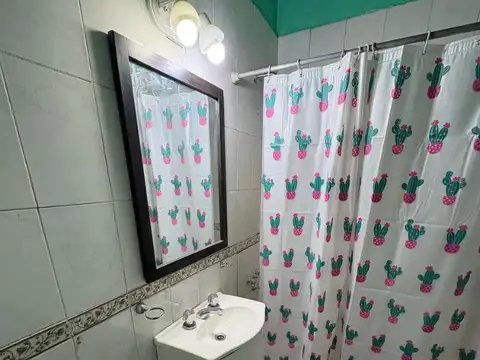 Depto Tipo Casa en Alquiler en Castelar Sur, $ 850.000