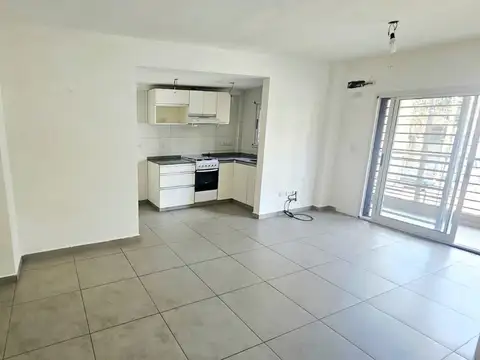 Gaona, Av 2000, Piso 1