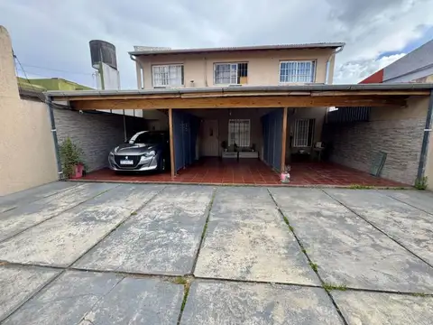 Depto Tipo Casa en Venta de 3 dormitorios