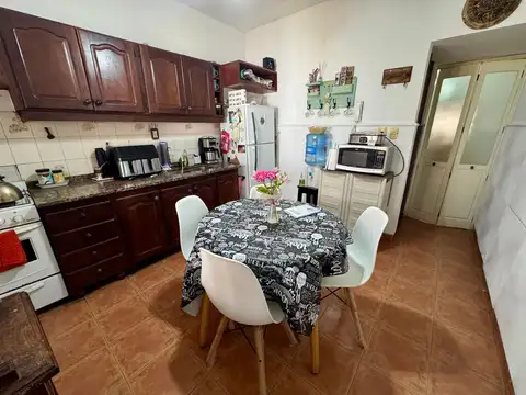 Depto Tipo Casa 4 ambientes con 2 baños