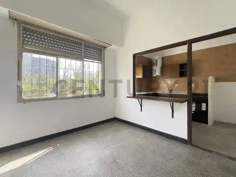 Complejo Diaz Velez 471 400, Piso 0